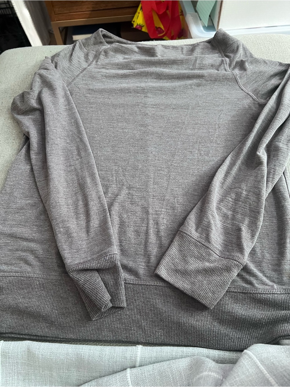 Apana Women's Gray Lightweight Sweatshirt Pullover Medium EUC